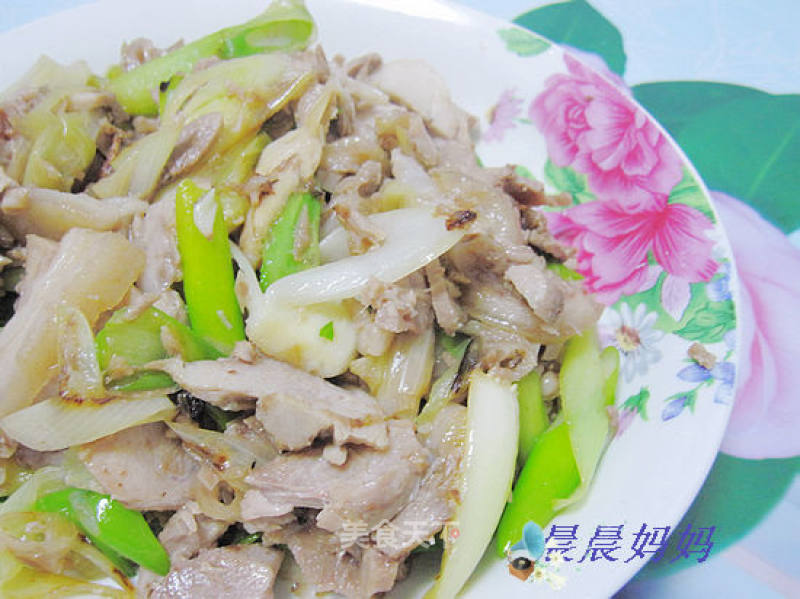 Original Flavor-stir-fried Elbow with Green Onion recipe