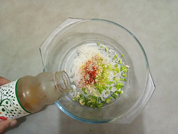 Korean Spicy Shredded Radish recipe