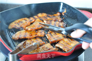 Korean Style Grilled Pork Belly with Spicy Sauce recipe