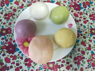 Natural Colorful Vegetable Glutinous Rice Balls recipe