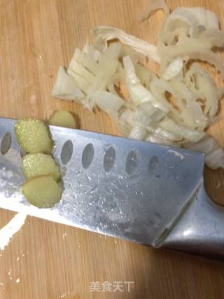 Fried Scallops with White Radish recipe