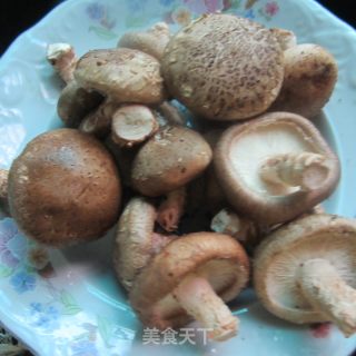 Stir-fried Mushroom Eggs recipe
