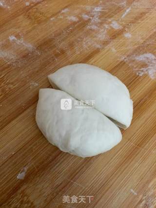 Chinese New Year Fancy Steamed Bun with Bean Paste recipe