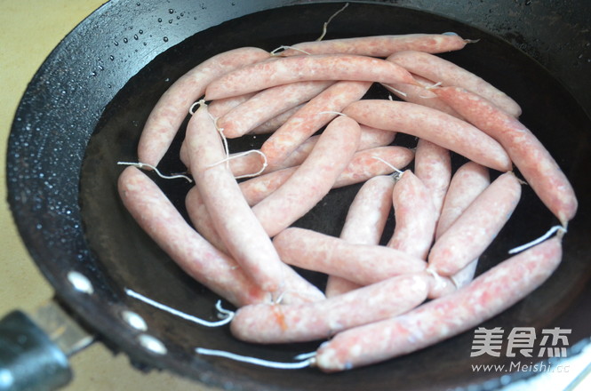 Spiced Fresh Pork Crispy Sausage recipe