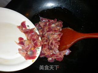 Stir-fried Pigeon Kidney with Curry recipe