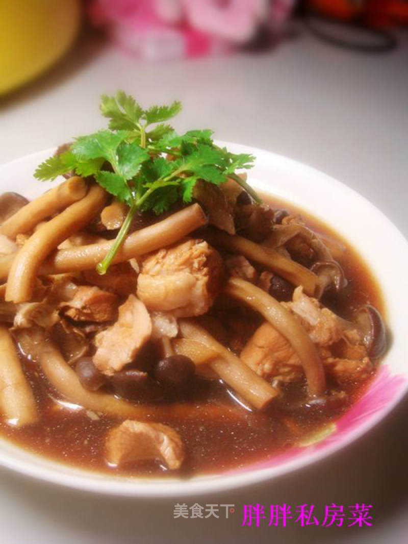 Stewed Pork with Tea Tree Mushroom recipe