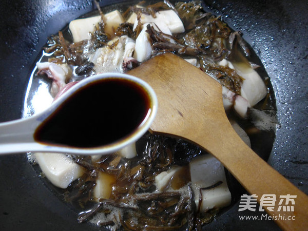 Grilled Cuttlefish with Bamboo Shoots and Dried Vegetables recipe