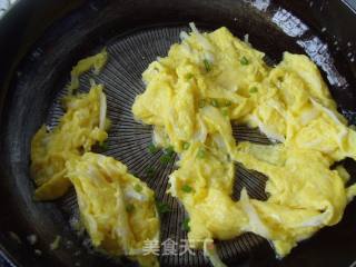 Fresh and Delicious---whitebait Scrambled Eggs recipe