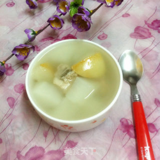Autumn Health Preservation-white Radish and Snow Pear Soup recipe