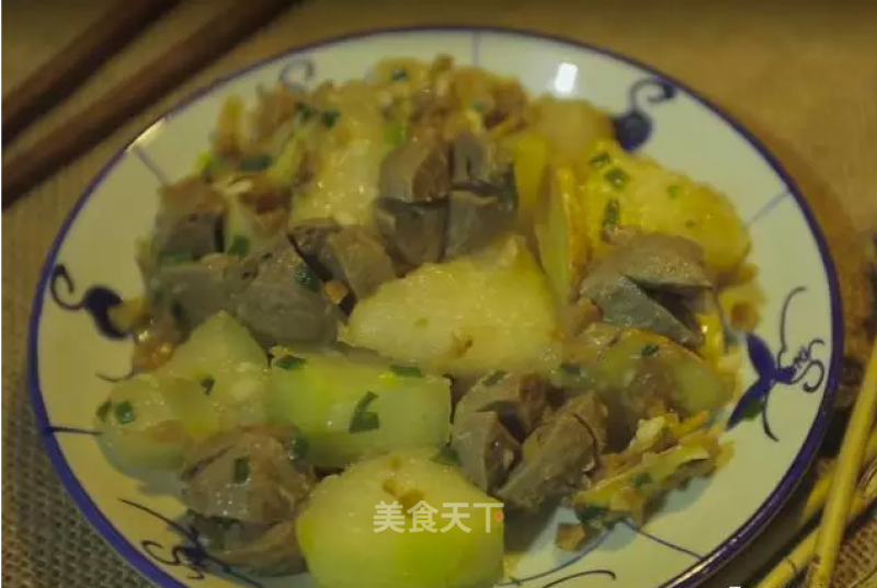 Chaoyin Trendy: Braised Winter Melon with Meatballs and Preserved Vegetables recipe