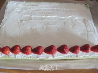 Matcha Cream Strawberry Layer Cake Roll recipe