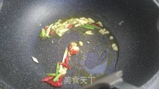 Stir-fried Spicy White recipe