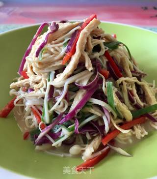 Enoki Mushroom Mixed with Chicken Breast recipe