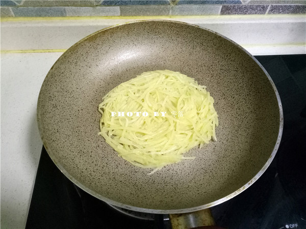 Pan-fried Potato Shreds recipe