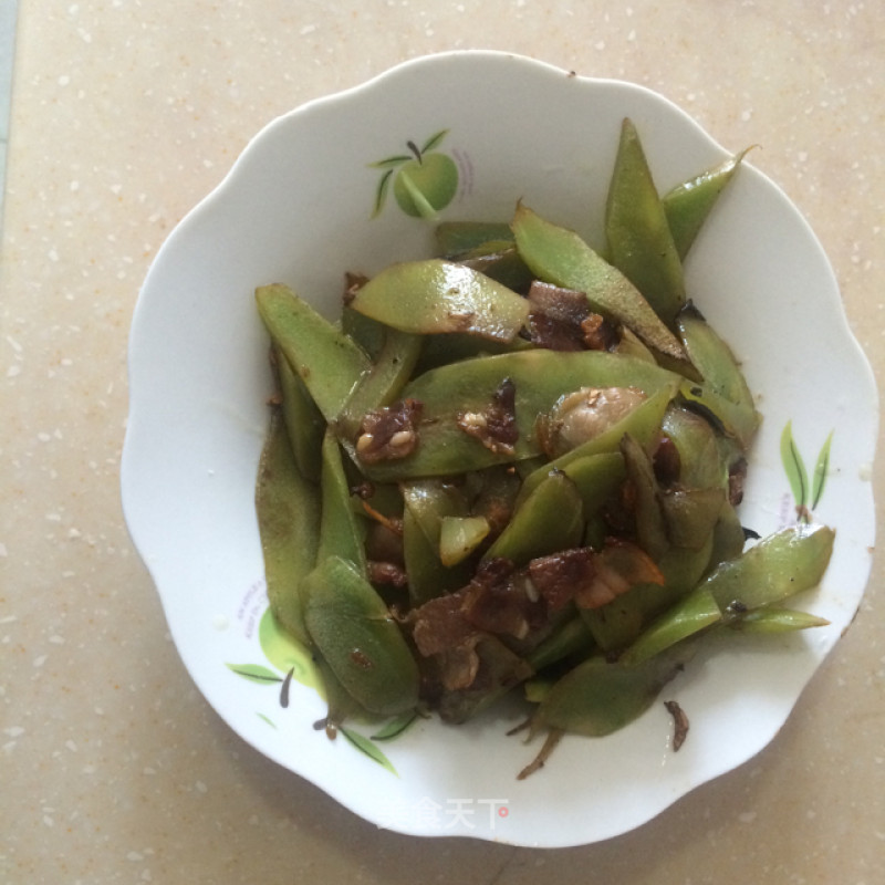 Stir-fried Lettuce with Old Bacon recipe