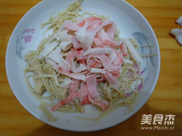 Enoki Mushroom and Crab Sticks recipe