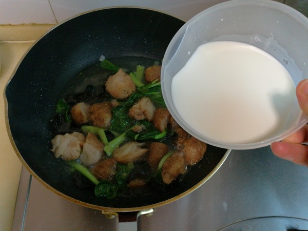 Milky Hericium Mushroom Soup recipe
