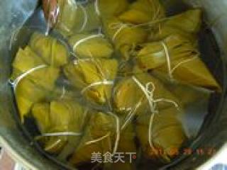 [dragon Boat Festival. Zongzi Chapter] Triangle Candied Date Brown recipe