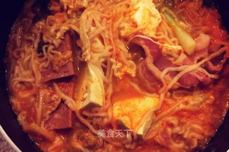 Korean Kimchi Instant Noodles recipe