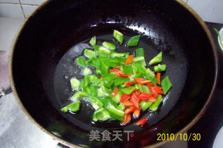 [seasonal Dishes with Wine]-stir-fried Diced Pork with Dried Soybeans recipe