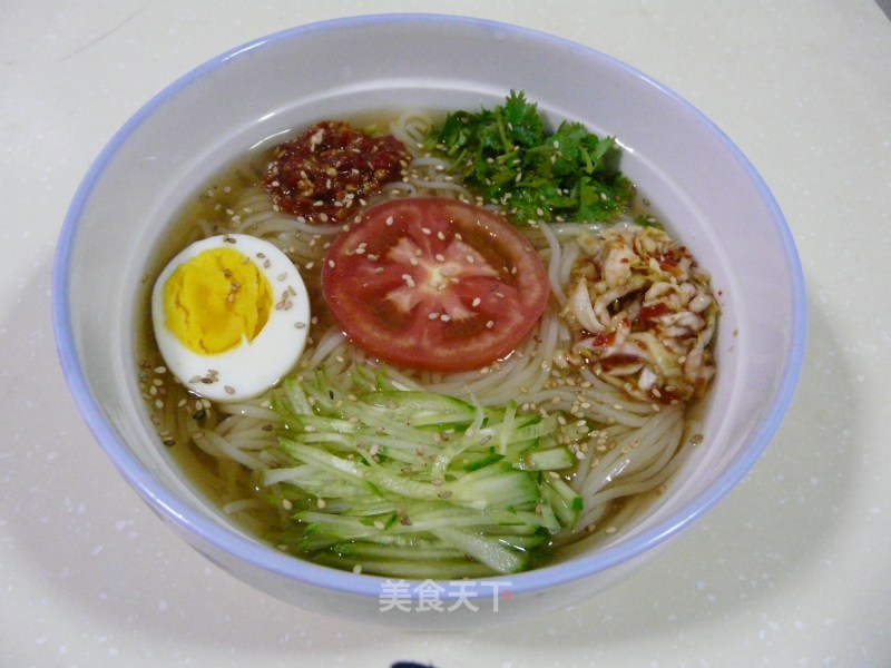 Watching Korean Dramas and Learning to Make Korean Cuisine-korean Cold Noodle recipe