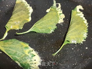 Egg Dumplings with Basil Leaves recipe
