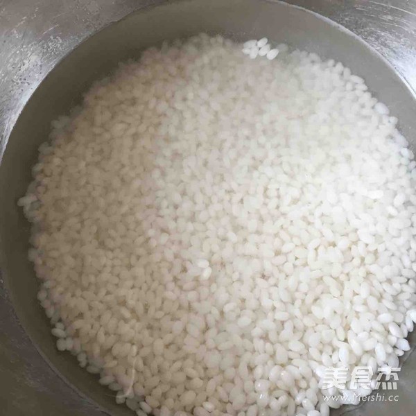 Delicious Glutinous Rice and Eggs recipe