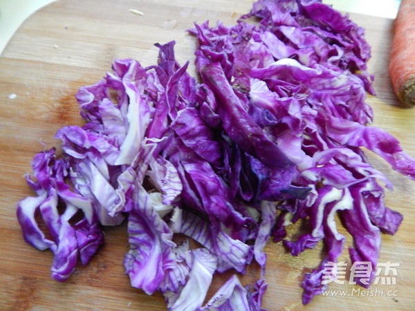 Purple Cabbage Mixed with Tofu Skin recipe