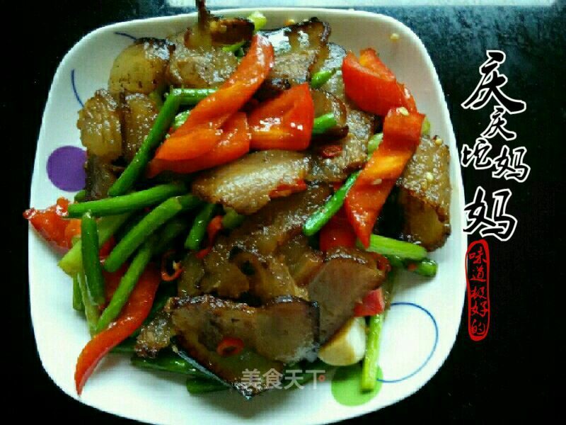 Xiangli Bacon Stir-fried Garlic Moss