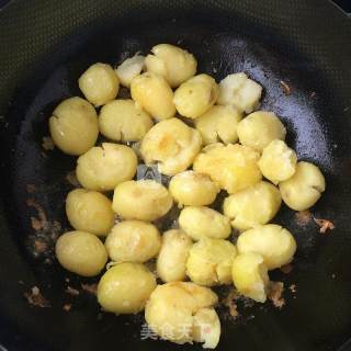 Spicy Herbed Baby Potatoes recipe