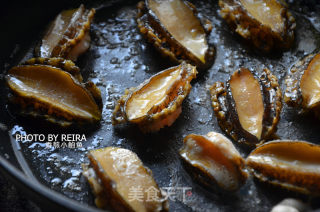 Pan-fried Abalone with Self-adjusting Sauce recipe