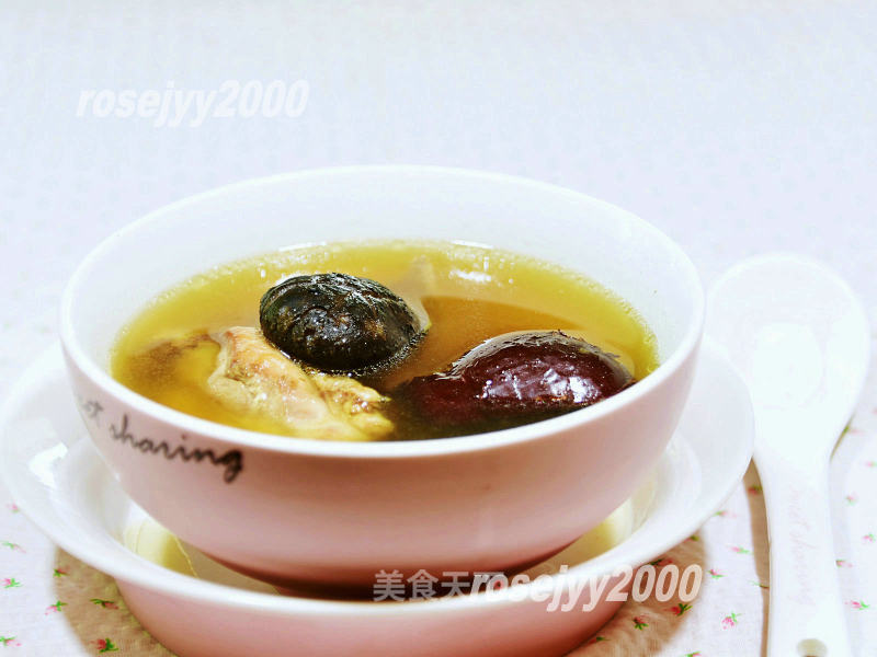 Red Dates and American Ginseng Chicken Soup - Runzao Soup recipe