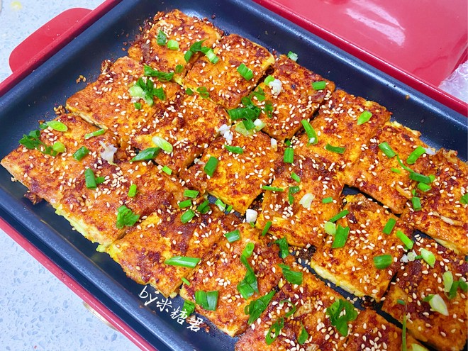 Pan Version of Sizzling Tofu with Crispy Skin, Better Than Roadside Stalls