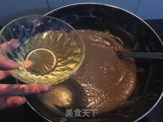 Chocolate Cantonese-style Moon Cakes (with Mung Bean Paste) recipe