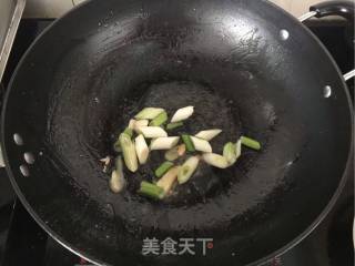 Stir-fried Sliced Pork with Lotus Root recipe