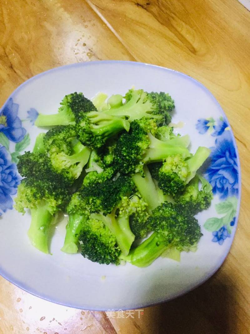 Vegetarian Stir-fried Broccoli recipe