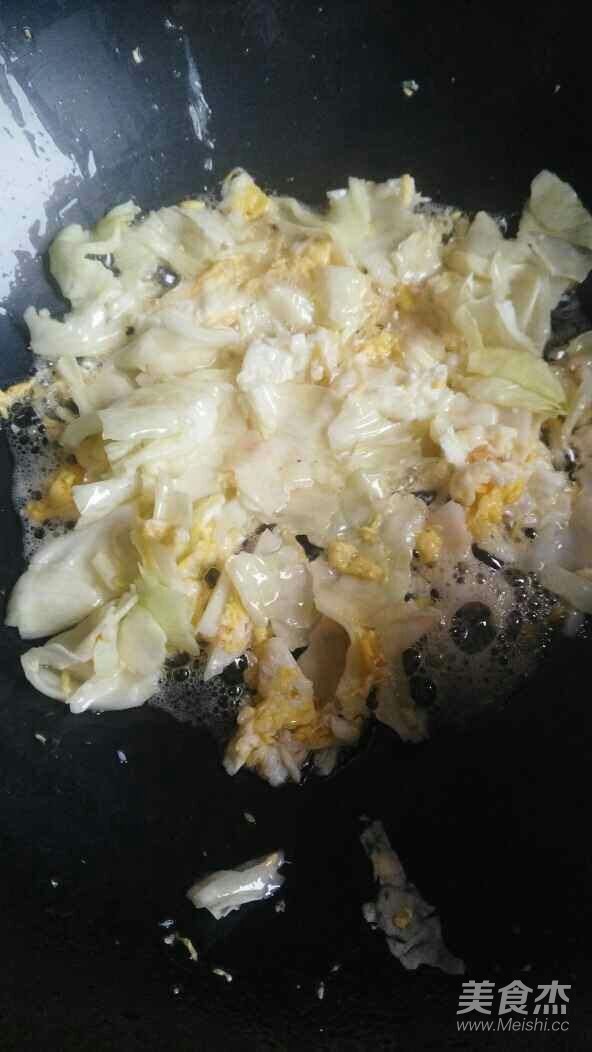 Fried Rice with Chopped Pepper, Cabbage and Egg recipe