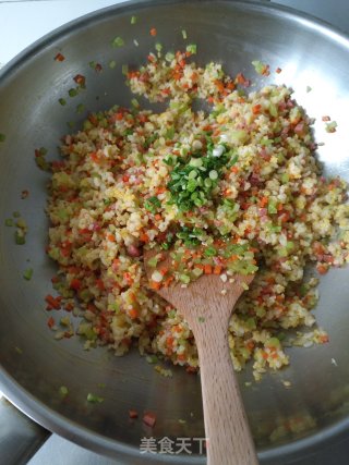 Stir-fried Multigrain Rice with Sausage recipe