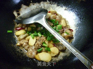 Stir-fried Bullfrog with Zizania recipe