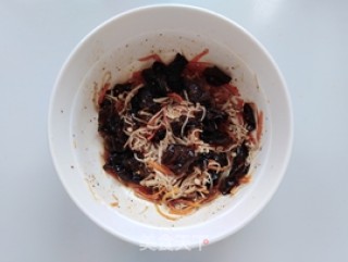 Enoki Mushroom Mixed with Black Fungus recipe