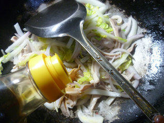 Stir-fried Cabbage with Onion Pork Belly recipe