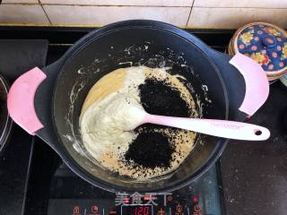 Black Sesame Dried Fruit Snowflake Cake recipe