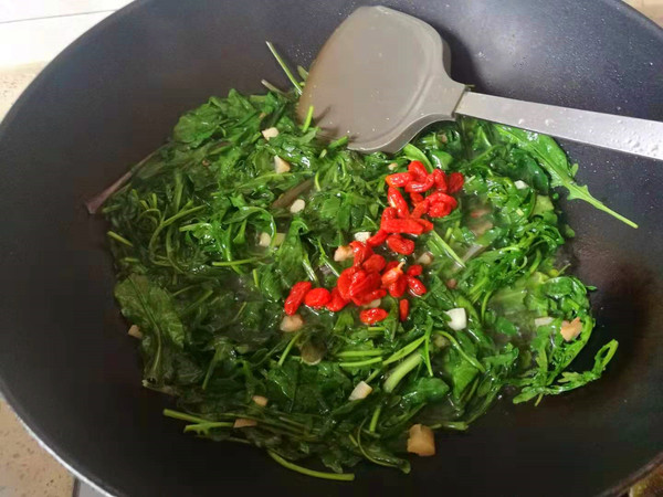 Sesame Leaves in Soup recipe