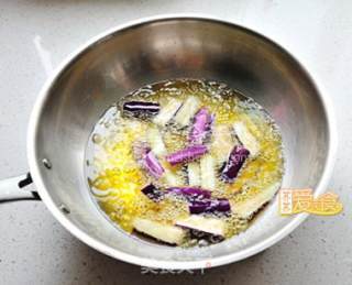 Tips to Make Low-oil Version of Invincible Fish-flavored Eggplant recipe