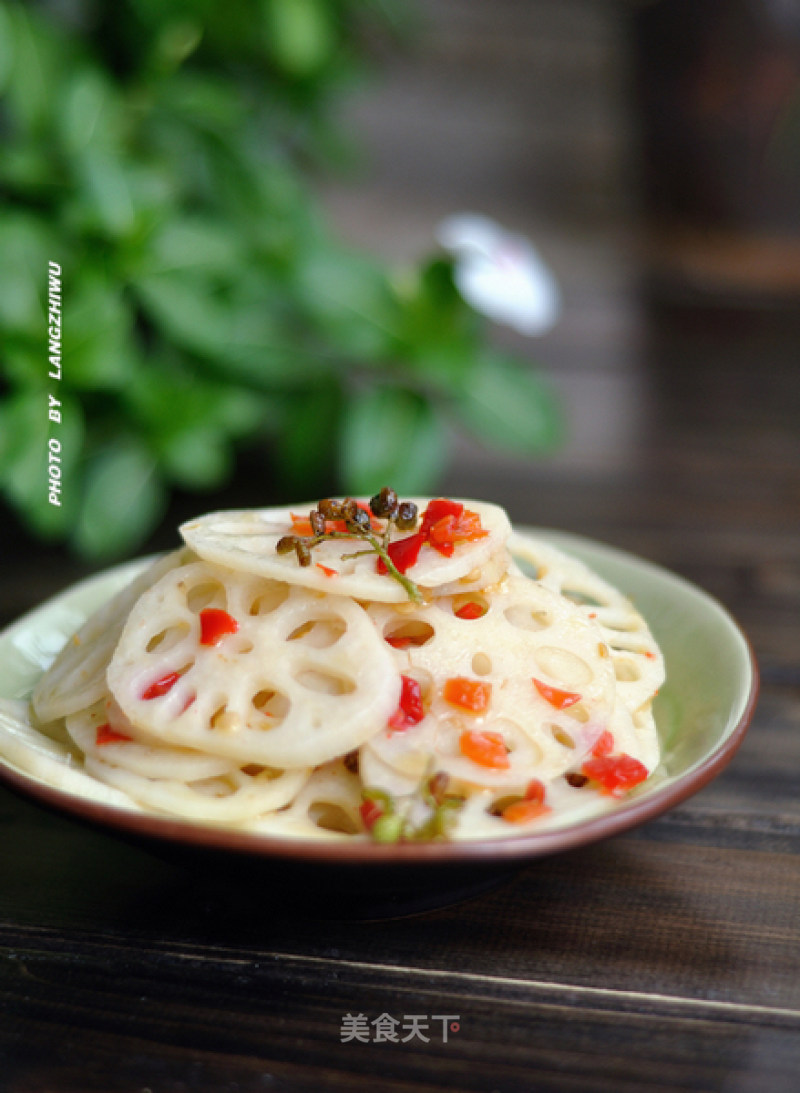 Fried Lotus Root Slices with Pepper recipe