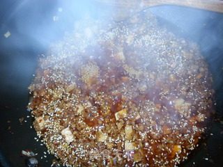 The Transformation of Pork Belly--the Fragrant Noodles and Fried Sauce recipe