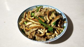 Meat Dishes—shredded Pork with Green Pepper and Dried Beans recipe