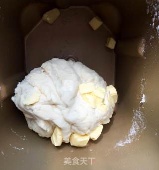 Crisp and Fragrant-pork Floss Rolls with Salad Sauce recipe