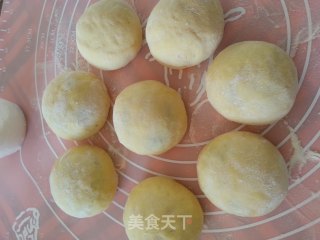 Pumpkin Bean Buns recipe