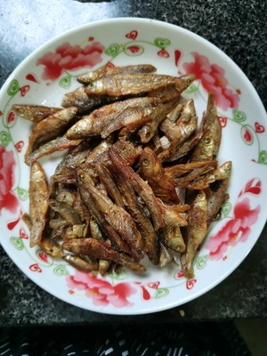 Spicy Dried Fish recipe